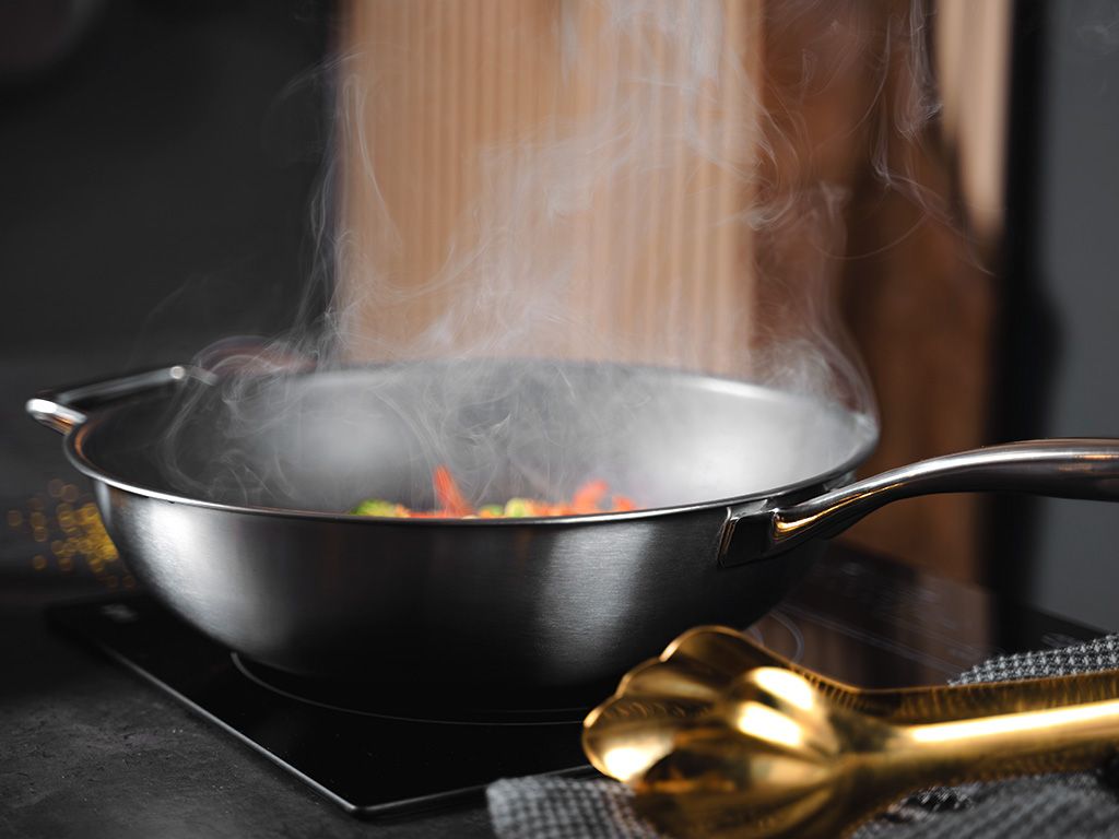ZERO – NATURLIG NON-STICK WOKPANNE 30 CM - 6