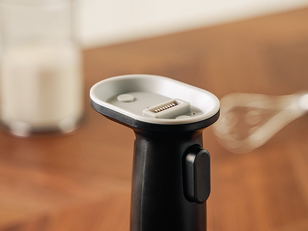 TRÅDLØS STAVMIKSER MED BATTERI - 4